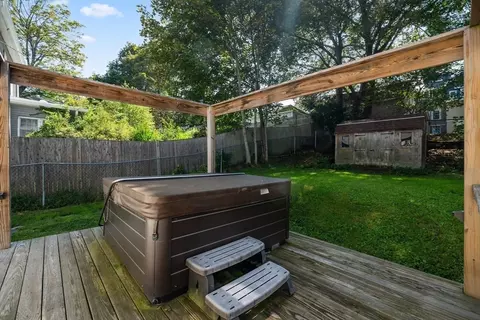 Exterior - 33 Clearview Ave, Worcester, MA 01605 photo 2 of 5
