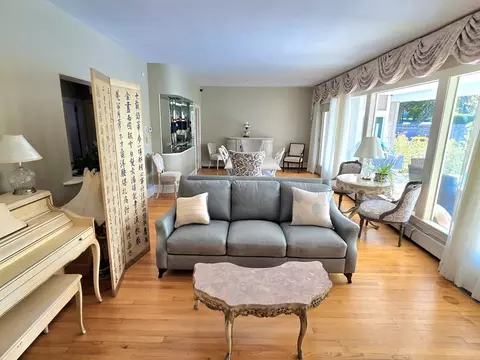 Living - 1015 Madison St, Fall River, MA 02720 photo 3 of 6