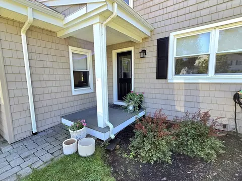 Exterior - 1015 Madison St, Fall River, MA 02720 photo 11 of 11