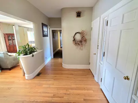 Entry Way - 1015 Madison St, Fall River, MA 02720 photo 2 of 2