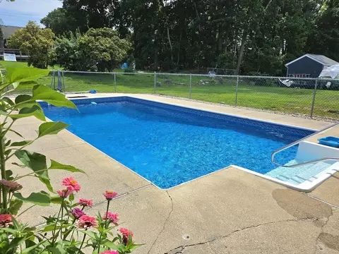 Exterior - 1015 Madison St, Fall River, MA 02720 photo 7 of 11