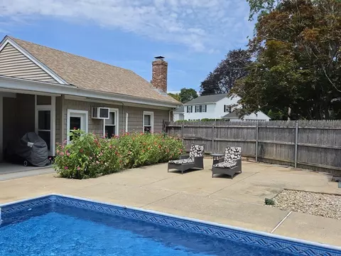 Exterior - 1015 Madison St, Fall River, MA 02720 photo 8 of 11