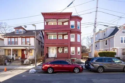 89 Ruthven St, Boston, MA 02121