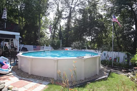 Exterior - 1 Biscayne Ave, Saugus, MA 01906 photo 7 of 8