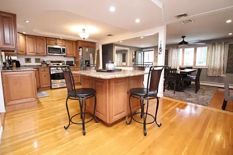 Kitchen - 1 Biscayne Ave, Saugus, MA 01906 photo 5 of 7