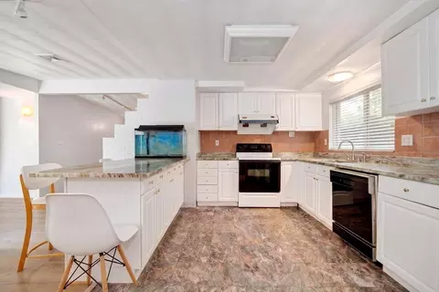 Kitchen - 20 Temi Rd, Framingham, MA 01701 photo 1 of 1