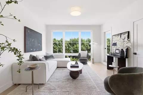 28 Geneva St #202, Boston, MA 02128