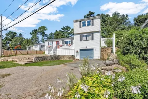 15 Beechwood Ave, Lakeville, MA 02347