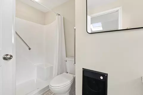 Bath - 31 Barnard Rd, Worcester, MA 01605 photo 2 of 6
