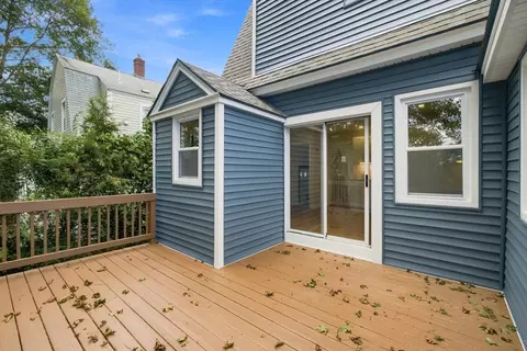 Exterior - 31 Barnard Rd, Worcester, MA 01605 photo 2 of 6