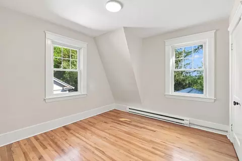 Bedroom - 31 Barnard Rd, Worcester, MA 01605 photo 3 of 8