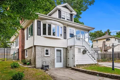 21 Evelyn Pl, Quincy, MA 02171