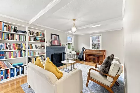 Living - 25 Mohawk Path, Bellingham, MA 02019 photo 2 of 5
