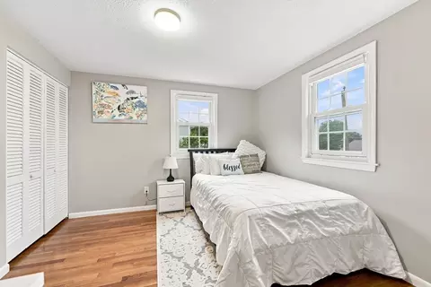 Bedroom - 25 Mohawk Path, Bellingham, MA 02019 photo 2 of 4