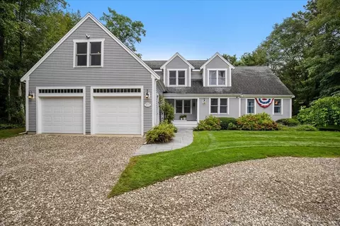 575 Harwich Rd, Brewster, MA 02631