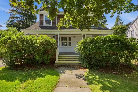 283 Montgomery St, Fall River, MA 02720 photo 2