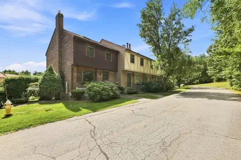 46 Scotty Hollow Drive #E-46, Chelmsford, MA 01863