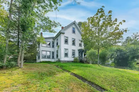 46 Hollis St, Weymouth, MA 02190