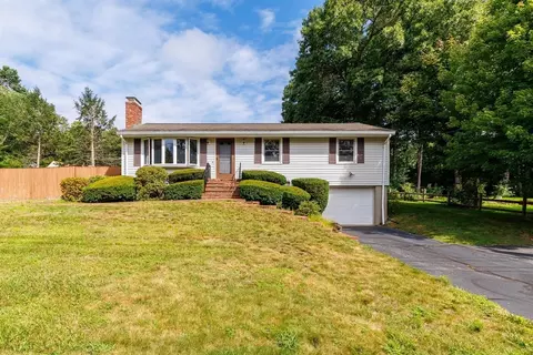 8 Beechwood Dr, Rutland, MA 01543