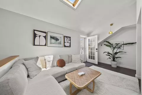 Living - 17 Millett St #3, Gloucester, MA 01930 photo 1 of 3