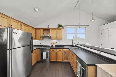Kitchen - 17 Millett St #3, Gloucester, MA 01930 photo 6 of 8