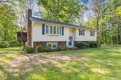 Exterior - 908 Burts Pit Rd, Northampton, MA 01062 photo 2 of 12