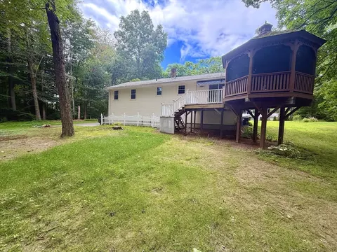 Exterior - 908 Burts Pit Rd, Northampton, MA 01062 photo 6 of 12