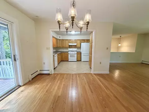 Dining - 908 Burts Pit Rd, Northampton, MA 01062 photo 1 of 1