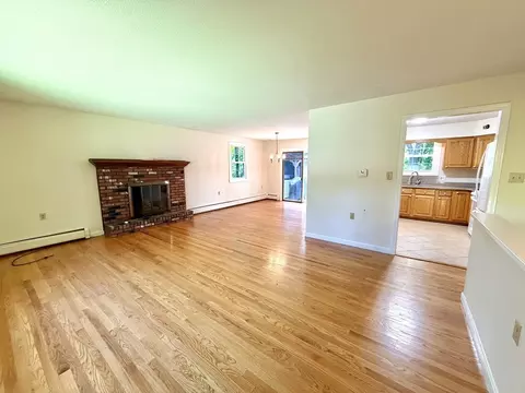 Living - 908 Burts Pit Rd, Northampton, MA 01062 photo 3 of 5