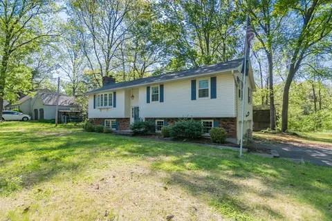 Exterior - 908 Burts Pit Rd, Northampton, MA 01062 photo 3 of 12