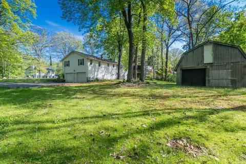 Exterior - 908 Burts Pit Rd, Northampton, MA 01062 photo 11 of 12