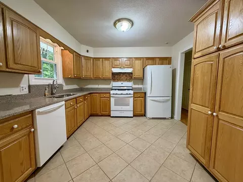 Kitchen - 908 Burts Pit Rd, Northampton, MA 01062 photo 1 of 2