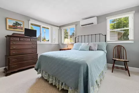 Bedroom - 8 Colgate Rd, Beverly, MA 01915 photo 4 of 6