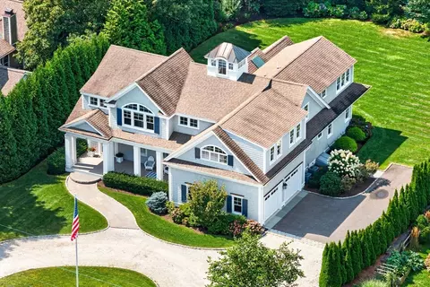 40 Middle Rd, Chatham, MA 02650