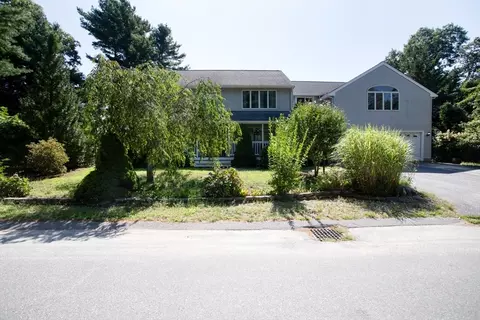 Exterior - 14 Shady Ln, Wareham, MA 02571 photo 4 of 10