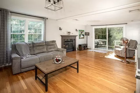 Living - 14 Shady Ln, Wareham, MA 02571 photo 1 of 4