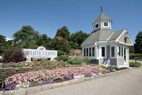 48 Westcliff Dr #48, Plymouth, MA 02360