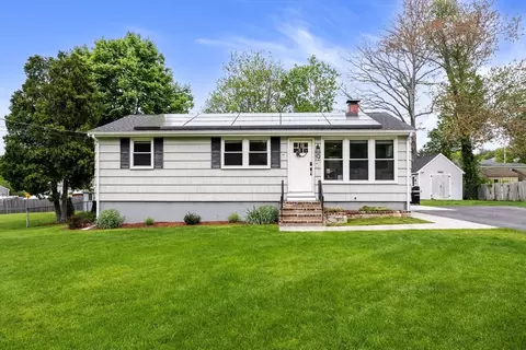19 Burr Ave, Pembroke, MA 02359