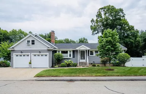 21 Helen Dr, Marlborough, MA 01752