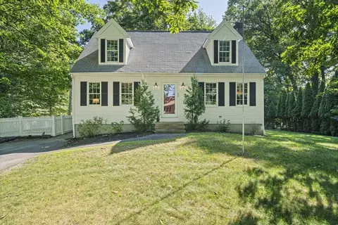 66 Cottage Ln, Weymouth, MA 02188