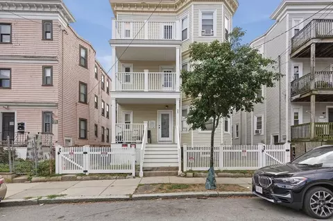 33 King St #3, Boston, MA 02122