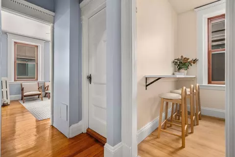 Entry Way - 8 Garrison St #501, Boston, MA 02116 photo 1 of 7