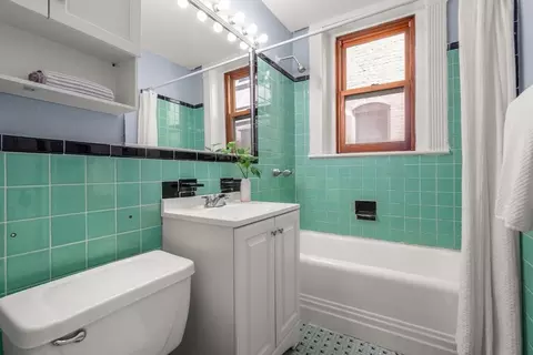 Bath - 8 Garrison St #501, Boston, MA 02116 photo 1 of 2