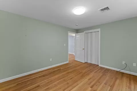 Bedroom - 627 Main St, Dunstable, MA 01827 photo 6 of 7