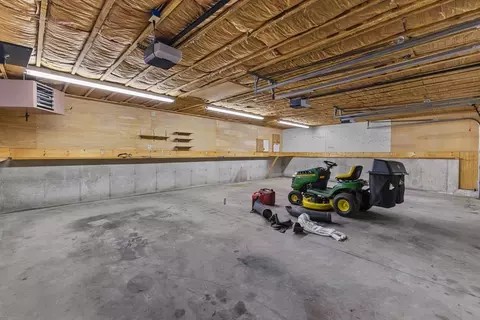 Exterior - 627 Main St, Dunstable, MA 01827 photo 5 of 6