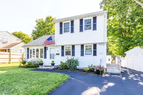 11 Colantha Ave, Brockton, MA 02301