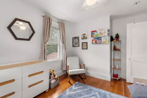 Bedroom - 16 Maple Ave, Danvers, MA 01923 photo 5 of 6