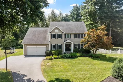 26 Wildwood Dr, Southborough, MA 01772
