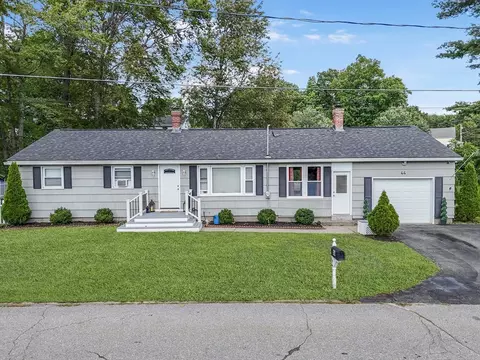 44 Montrose St, Fitchburg, MA 01420