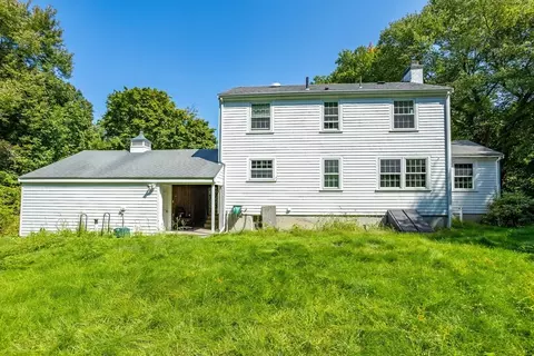 Exterior - 4 Meadowbrook Rd, Dover, MA 02030 photo 3 of 3